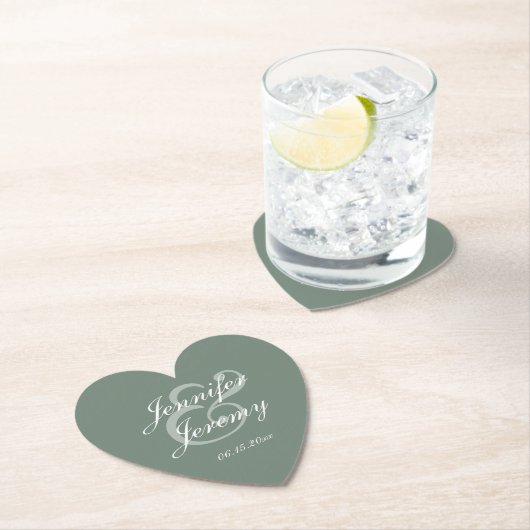 Modern Sage Green Elegant White Script Wedding Kartonnen Onderzetters (Insitu)