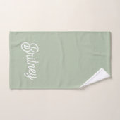 Modern Sage Green gepersonaliseerd monogram en naa Bad Handdoek (Handdoek)