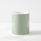 Modern Sage Green gepersonaliseerd monogram en naa Koffiemok (Center)