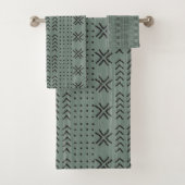 Modern Sage Green Mudcloth African Pattern Bad Handdoek (Insitu)