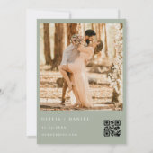 Modern Sage Green Photo QR Code Wedding Kaart (Achterkant)