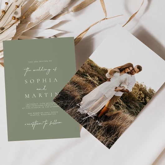 Modern Sage Green Photo Wedding Invitation Kaart