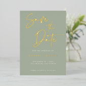 Modern Sage Green Script Weddenschap Save the Date Folie Uitnodiging (Staand Voorkant)