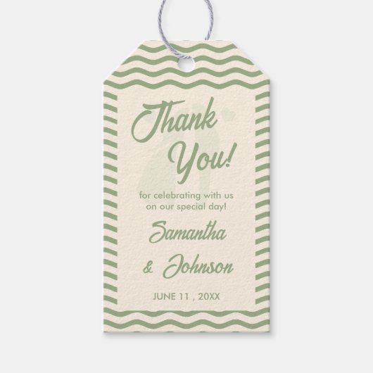 Modern Sage Green Wavy Stripe Wedding Thank You Cadeaulabel (Voorkant)