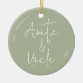 Modern Sage Groen Eerste Kerstmis Tante Oom Keramisch Ornament (Voorkant)