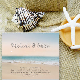 Modern Sandy Beach Wedding Briefkaart