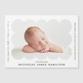 Modern Scalloped Photo Birth Announcement Magnet (Voorkant)