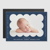 Modern Scalloped Photo Birth Announcement Magnet (Voorkant / Achterkant)