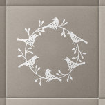 Modern Scandinavian Bird and Rosehip Wreath Tegeltje<br><div class="desc">Scandinavische vogel en roos heup met papercut-stijl. Wit op een neutrale achtergrond, </div>