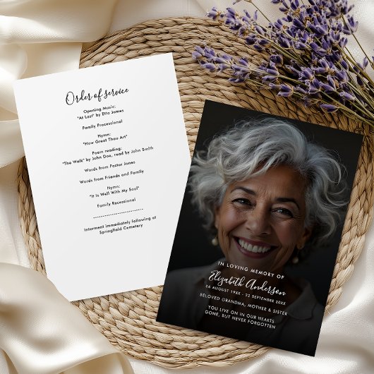 Modern Schrift & Foto In Lieve Herinnering Funeral Programmakaart