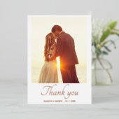 Modern script 2 foto bruiloft bedankt je kaart (Staand Voorkant)