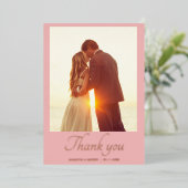 Modern script 2 foto bruiloft bedankt je kaart (Staand Voorkant)