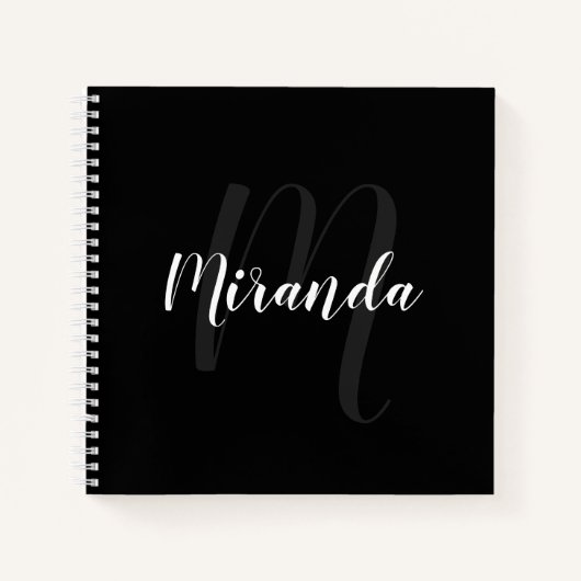 Modern script, aangepast monogram en naam zwart notitieboek (Voorkant)
