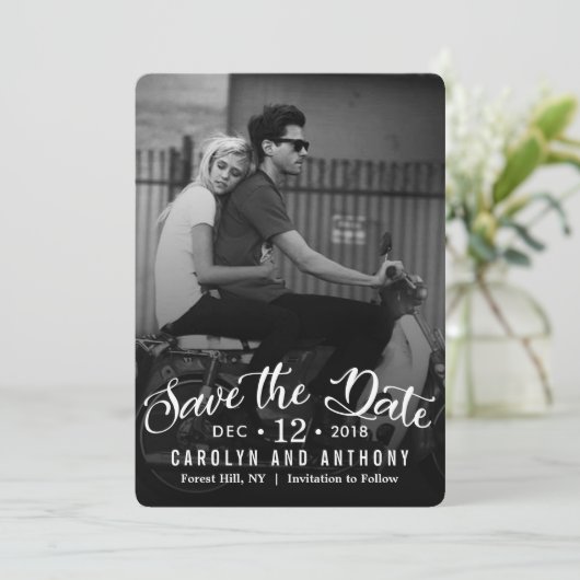 Modern script | Aangepaste foto slaat de datum op Save The Date (Staand voorkant)