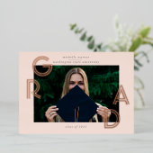 Modern Script Afstuderen Aankondiging Folie Kaart (Staand Voorkant)