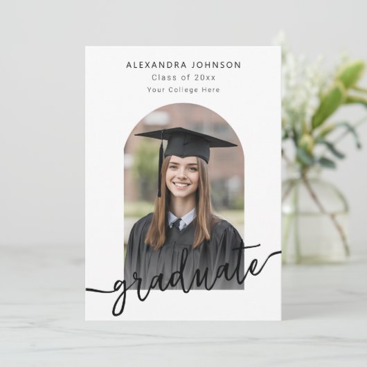 Modern Script Arch Photo Afstuderen Aankondiging (Staand voorkant)