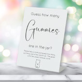 Modern Script Baby shower Raad eens hoeveel gummie Reclamebord Met Voetstuk