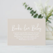 Modern Script Beige Baby shower Book Request Informatiekaartje (Staand voorkant)