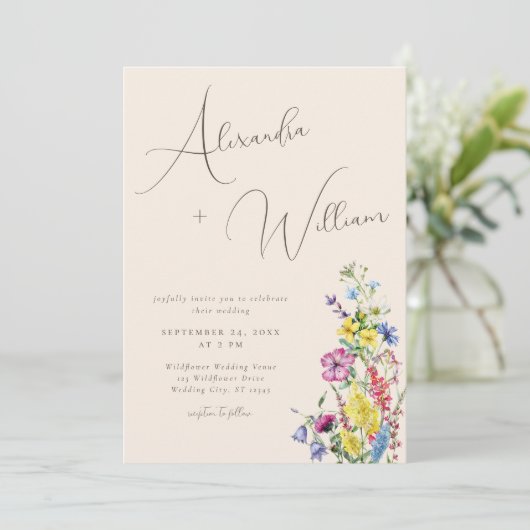 Modern Script Boho Wildflower Bruiloft Kaart (Staand voorkant)