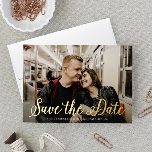 Modern Script bruiloft Folie Save the Date Kaart