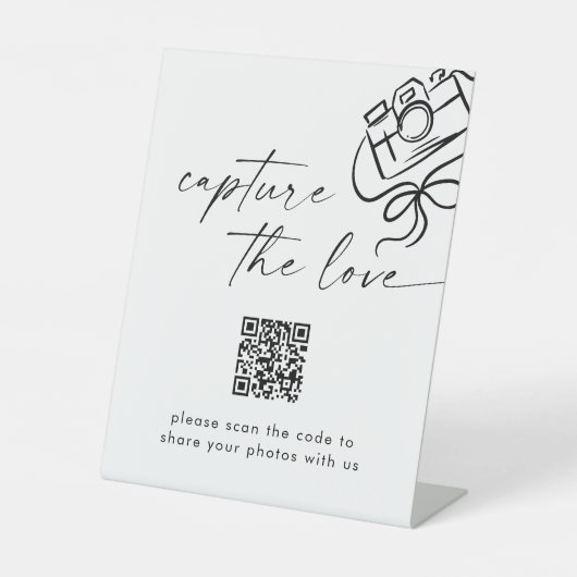 Modern script bruiloft vastleggen van de liefde QR Reclamebord Met Voetstuk (Voorkant)