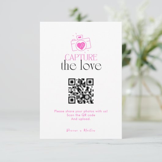 Modern Script Capture The Love QR-code Informatiekaartje (Staand voorkant)
