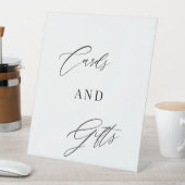 Modern Script | Cards & Gifts Wedding Tabletop Reclamebord Met Voetstuk (Insitu)