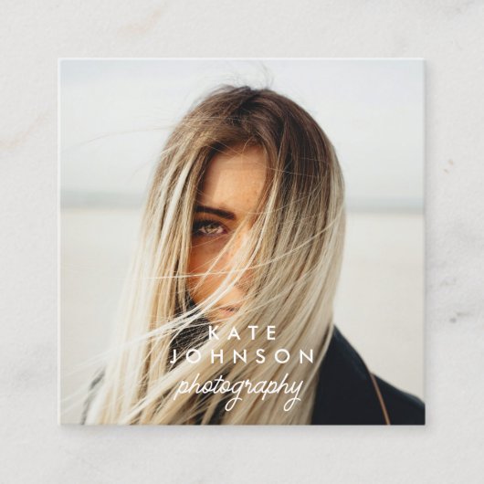 Modern Script Chique Volledige foto QR Code Social Vierkante Visitekaartje (Voorkant)