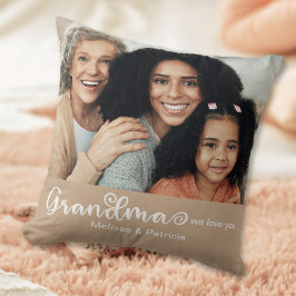 Modern Script Cream Bruin Wij Houden van Oma Foto Kussen