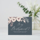 Modern Script Creme Floral Bridesmaid Briefkaart (Staand voorkant)