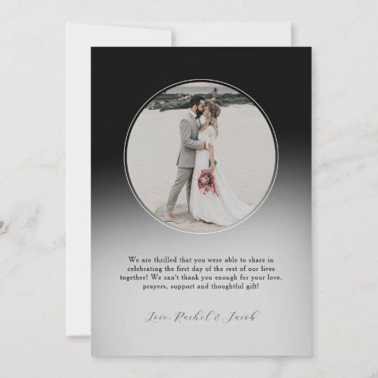 Modern Script Donkerrood 2-foto bruiloft dank u Bedankkaart (Achterkant)