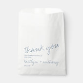 Modern Script Dusty Blue Minimalistic Wedding Bedankzakje (Voorkant)