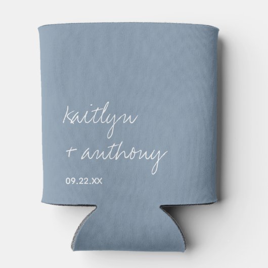 Modern Script Dusty Blue Minimalistic Wedding Blikjeskoeler (Achterkant)