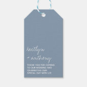 Modern Script Dusty Blue Minimalistic Wedding Cadeaulabel (Voorkant)