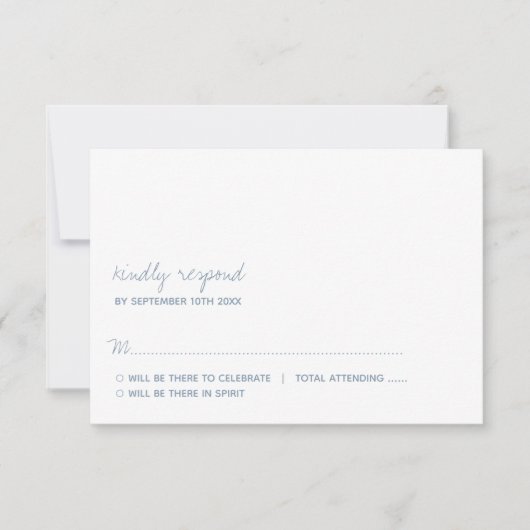Modern Script Dusty Blue Minimalistic Wedding RSVP Kaartje (Voorkant)
