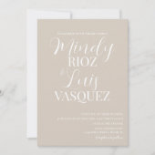 Modern Script Earthy Beige Tan Wedding Uitnodiging (Voorkant)