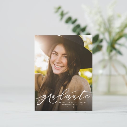 Modern script, eenvoudig afstuderen uitnodiging briefkaart (Staand voorkant)