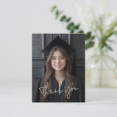 Modern script eenvoudige foto zwart afstuderen bedankkaart (Staand voorkant)