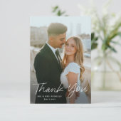 Modern Script Eenvoudige Petite Photo Wedding Bedankkaart (Staand voorkant)