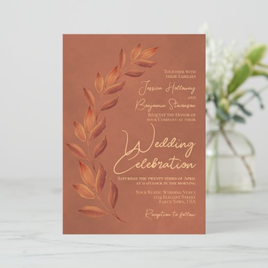 Modern script en herfst leest Terracotta Wedding Kaart (Staand voorkant)