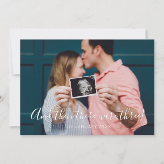 Modern script en toen waren er drie zwangerschap aankondiging (Voorkant)