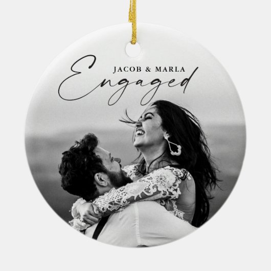 Modern Script Engaged 2 foto bruiloft Verloving Keramisch Ornament (Achterkant)