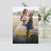 Modern script Faux Gold Multi Photo Wedding Bedankkaart (Staand voorkant)