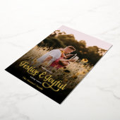 Modern Script Feestelijk en Vreugdevol Red Polka D Folie Feestdagenkaart (Gedraaid)