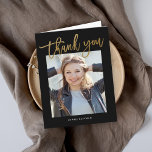 Modern script foto afstuderen bedankkaart<br><div class="desc">Deze moderne foto is te danken aan de moderne kalligrafie,  die je in goud bedankt en een foto van een grote klant. Het interieur omvat een generisch dank u bericht dat u voor elke gast kunt personaliseren of het helemaal verwijderen als u verkiest net uw dank u te geven.</div>