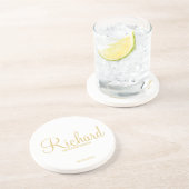 Modern Script Gold Personalized Groomsman Zandsteen Onderzetter (Zijkant)