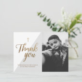 Modern Script Goud Cross Grey Jongen Eerste Commun Bedankkaart (Staand voorkant)