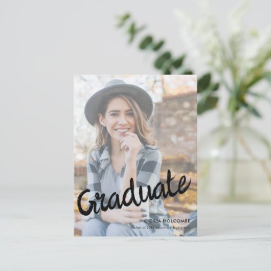 Modern Script Graduate Simple Photo Graduation  Briefkaart (Staand voorkant)
