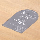 Modern Script Gray Washed Stone Rustic Wedding Acryl Uitnodigingen (Laagn)