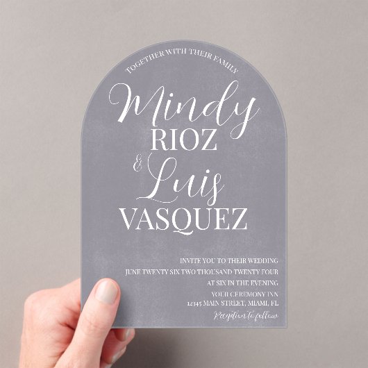 Modern Script Gray Washed Stone Rustic Wedding Acryl Uitnodigingen (Insitu (Draagbaar))